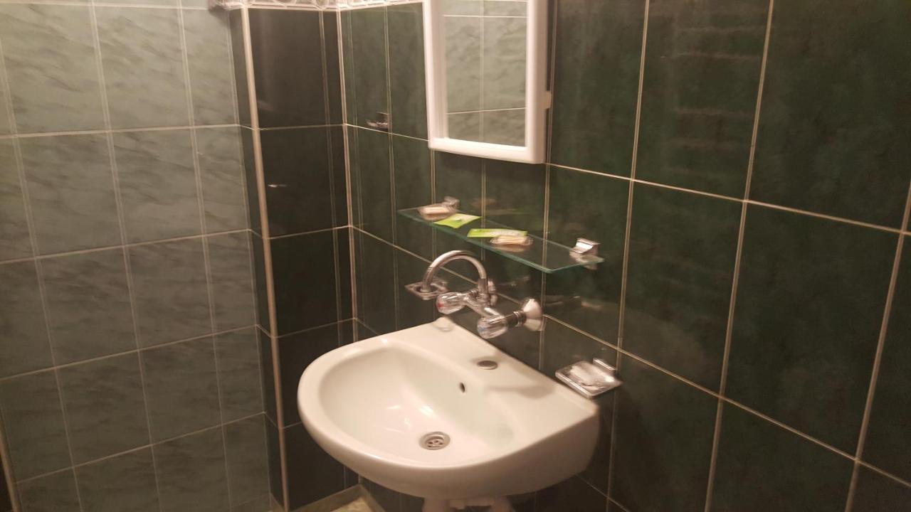 Hotel Sachaka à Karlovo Extérieur photo